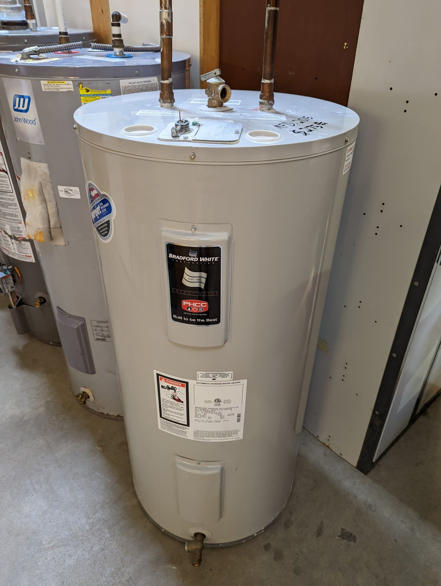 A Guide To Choosing The Right Delta Hot Water Tank