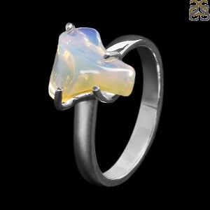 Ravishing Wedding And Engagement Opal Ring Collection