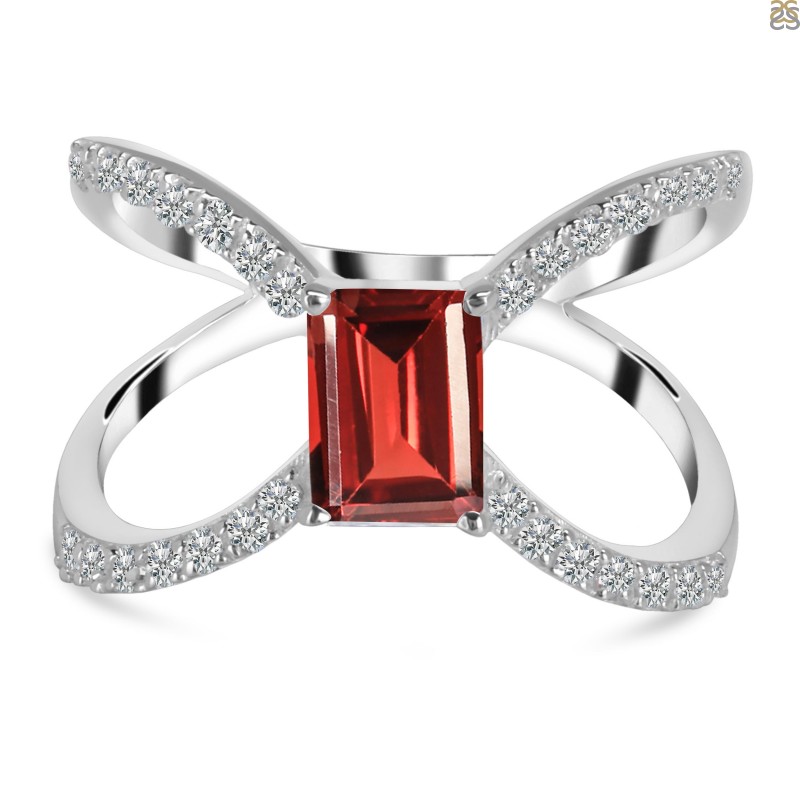 Exquisite Garnet Jewelry Suitable For Any Occasion