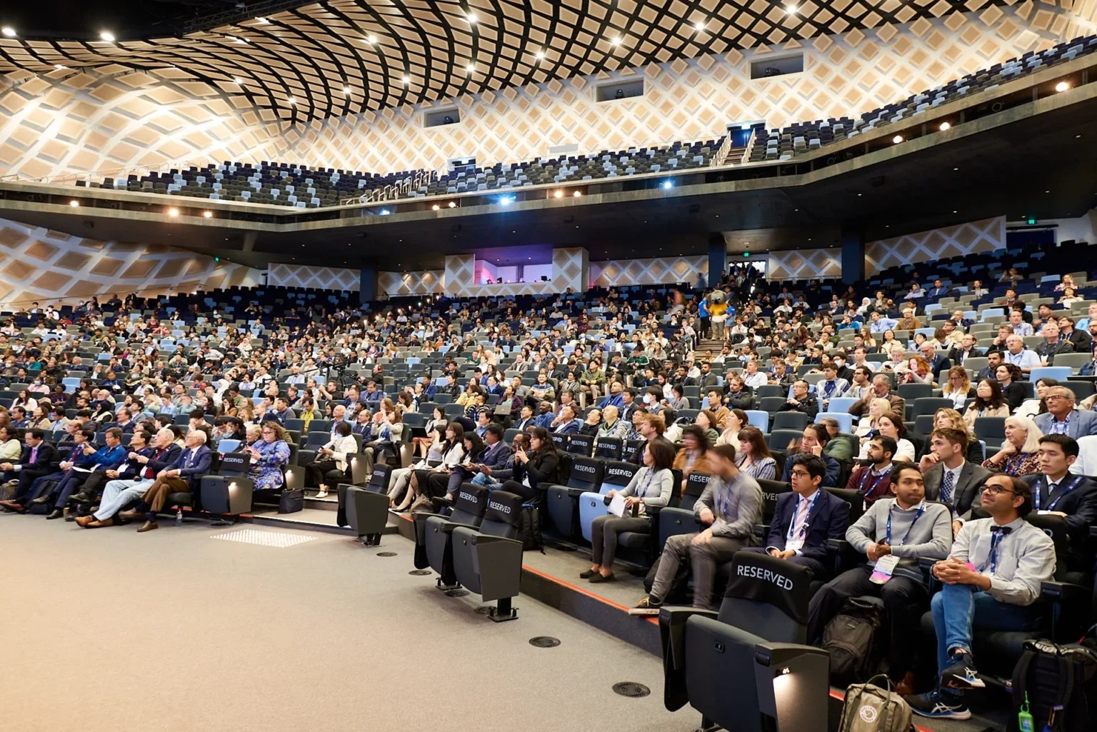 Seamless Conferences & Meetings Management In London