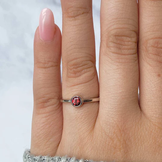 Garnet Jewelry: Bold, Beautiful, And Timeless