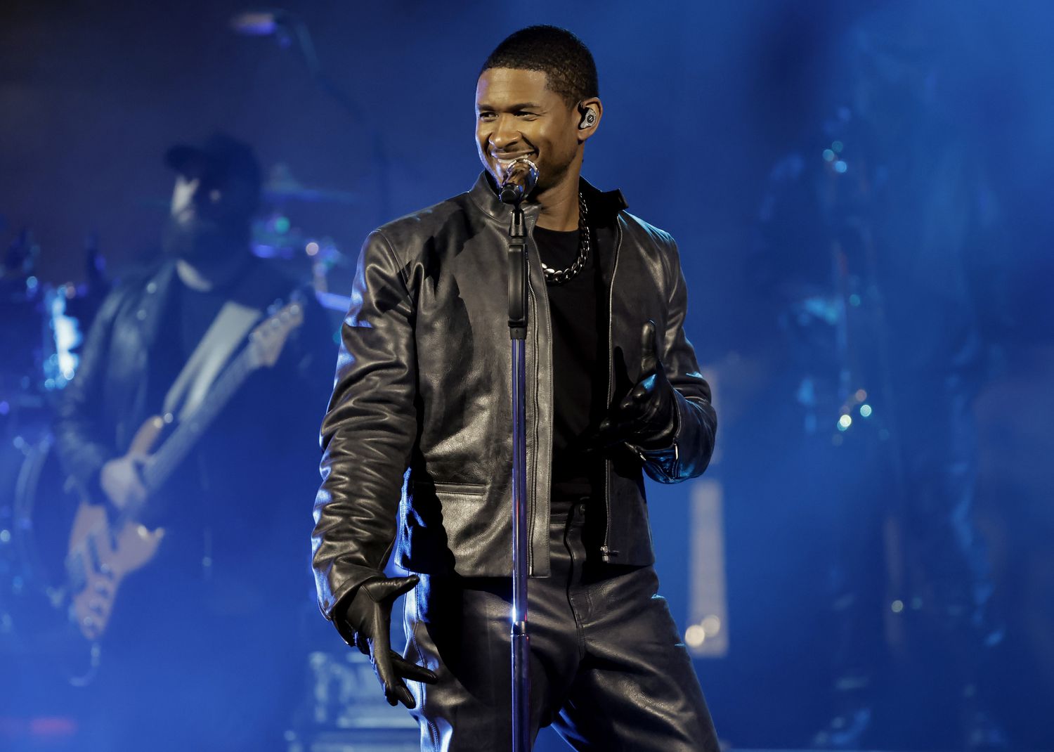 How Usher Built His $Million Empire – Insights From The Famous Figures