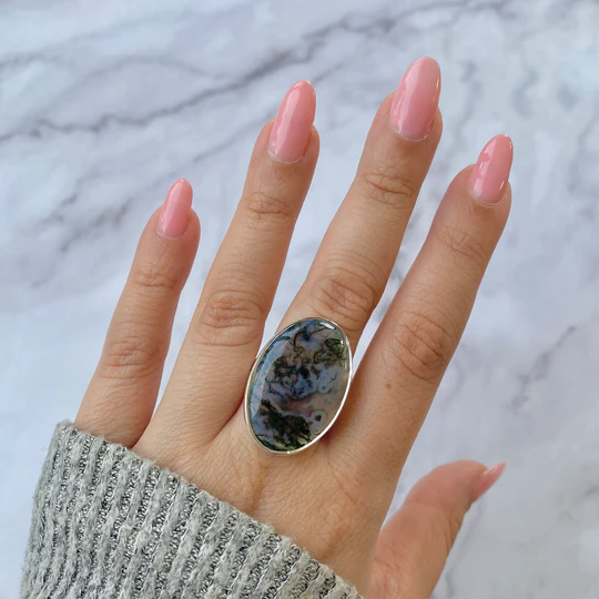 The Beauty Of Moss Agate Jewelry: Nature-Inspired Elegance