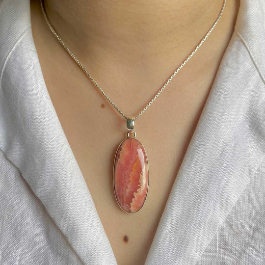 Rhodochrosite Jewelry: Captivating Colors And Emotional Healing