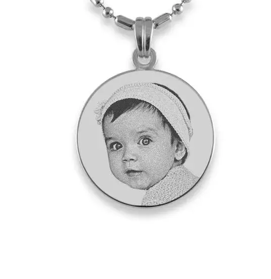Necklace With Picture Inside – A Treasure Close To Your Heart