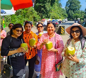 "Senior Citizen Travel Groups And Tours In India"- Kare Voyage