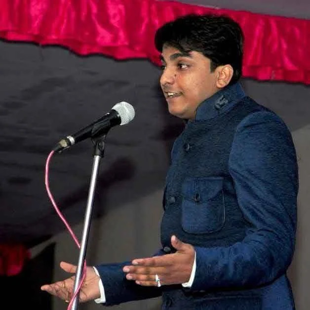 Book Hasya Kavi Parth Naveen, 8889977811 | My Kavi Sammelan